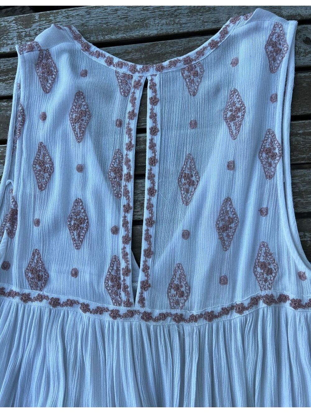 Free People Sleeveless Diamond Embroidered white top - Picture 6 of 8